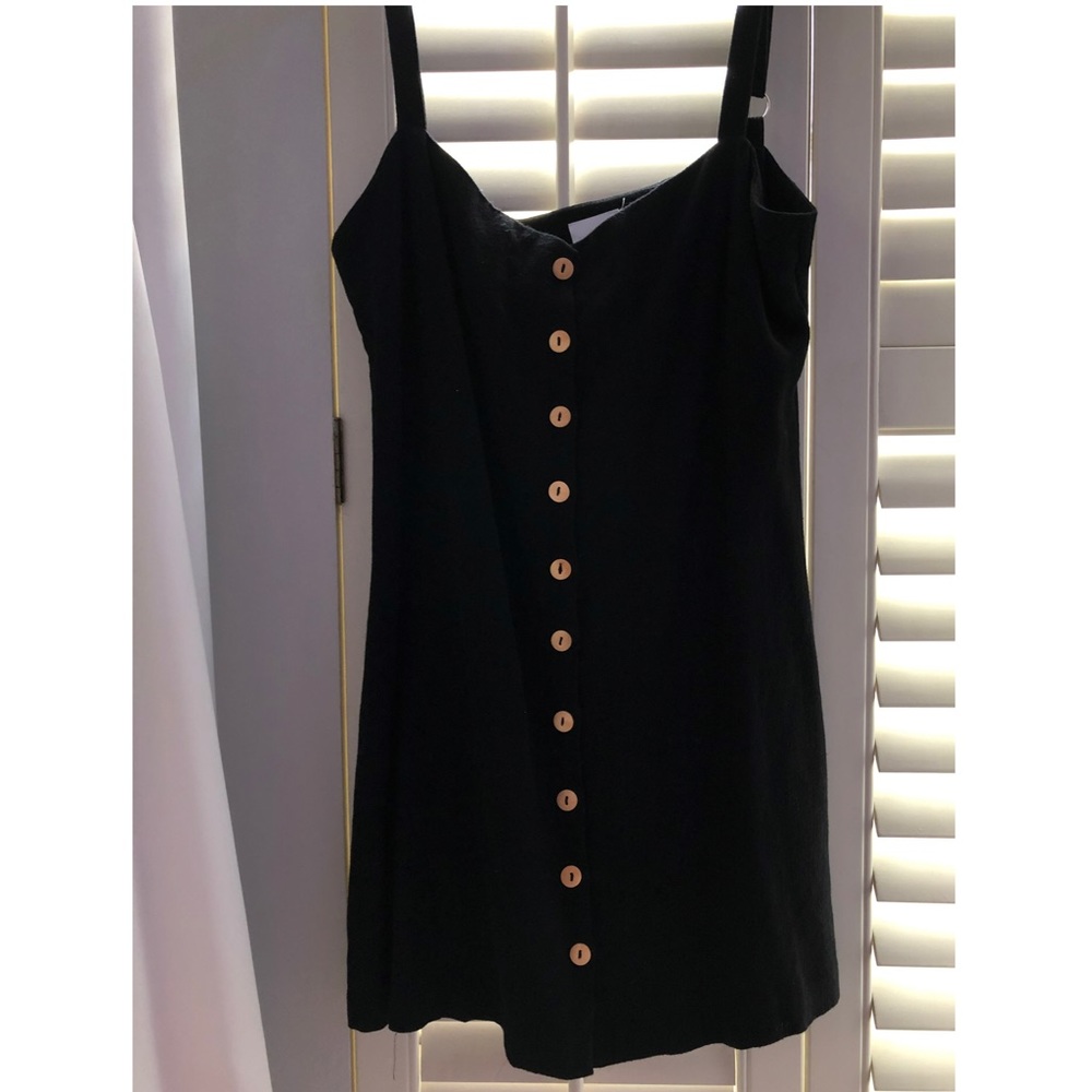 Black casual dress
